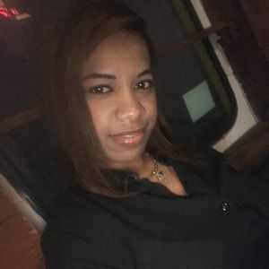 Meet your Posher, Ana